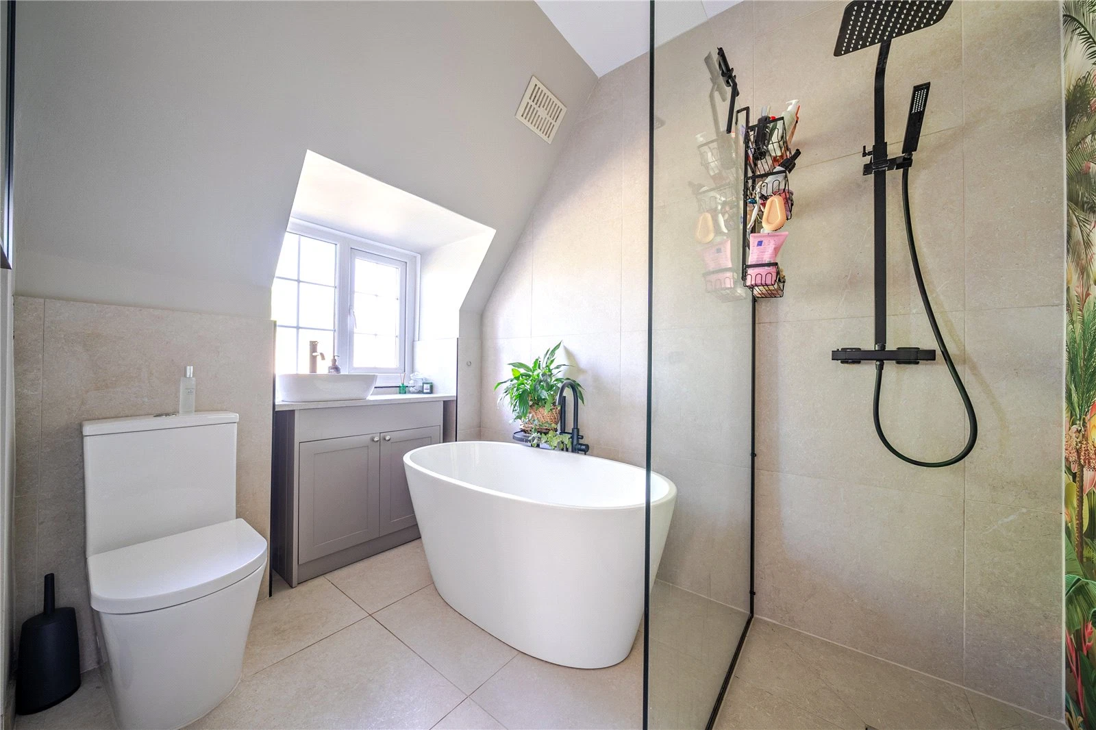 Normanhurst Road, Walton-On-Thames, KT12 3EG - image 9