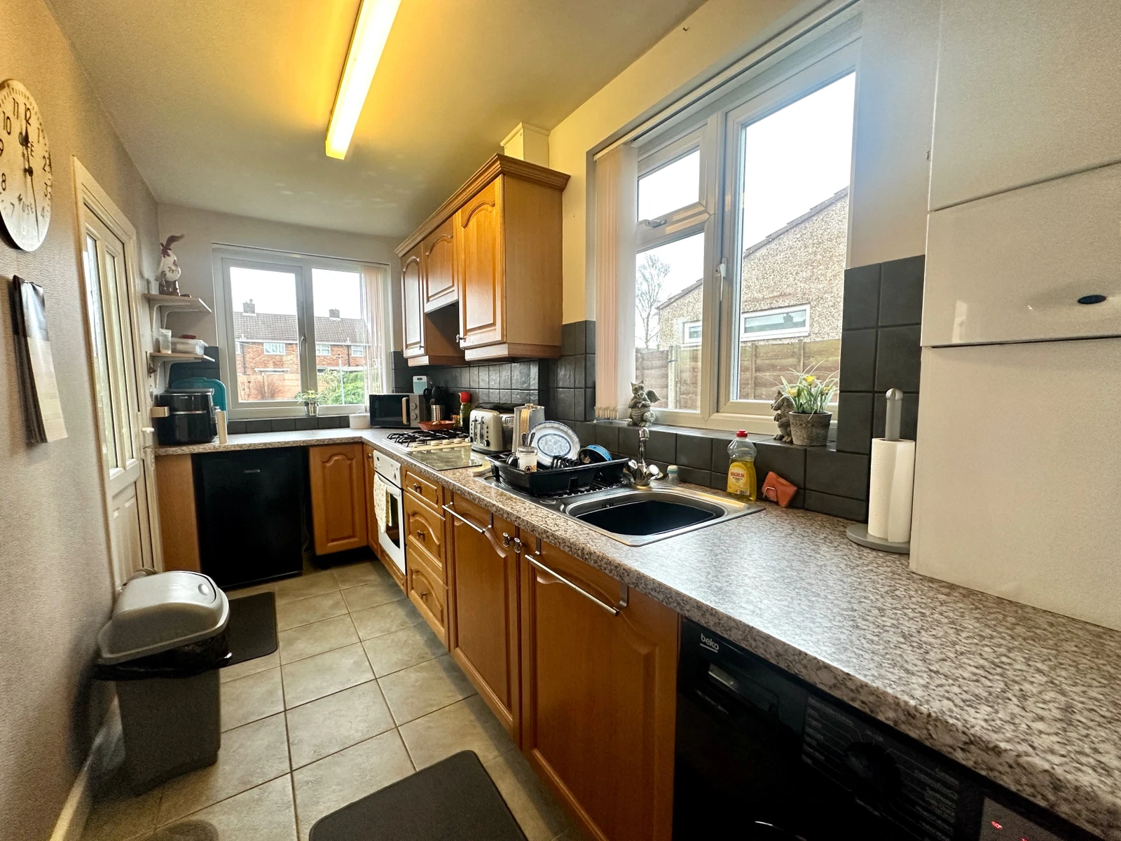 Hyde Road, Wednesfield, WV11 - image 5