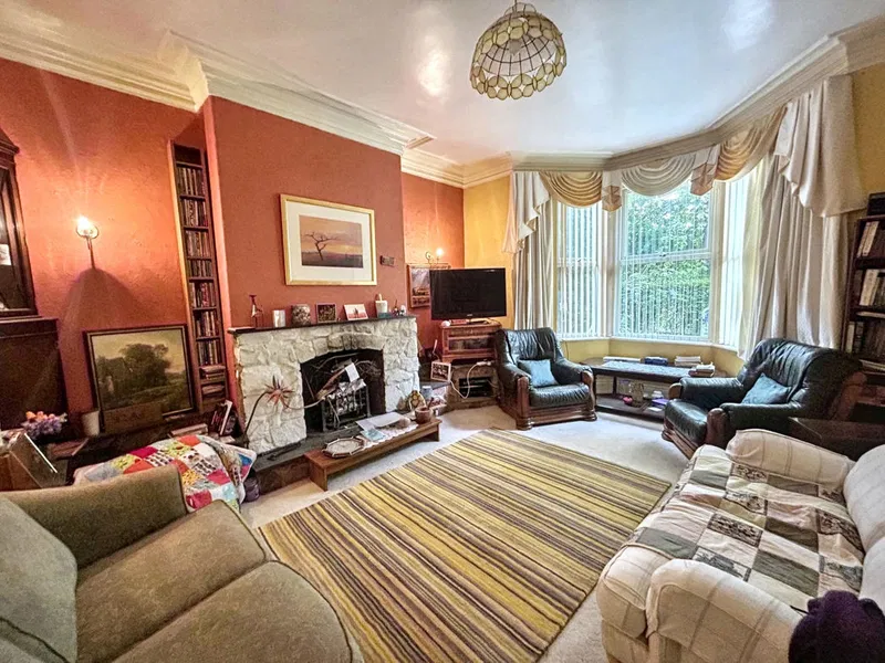 The Crescent, Whitley Bay, Tyne and Wear, NE26 2JG - image 2