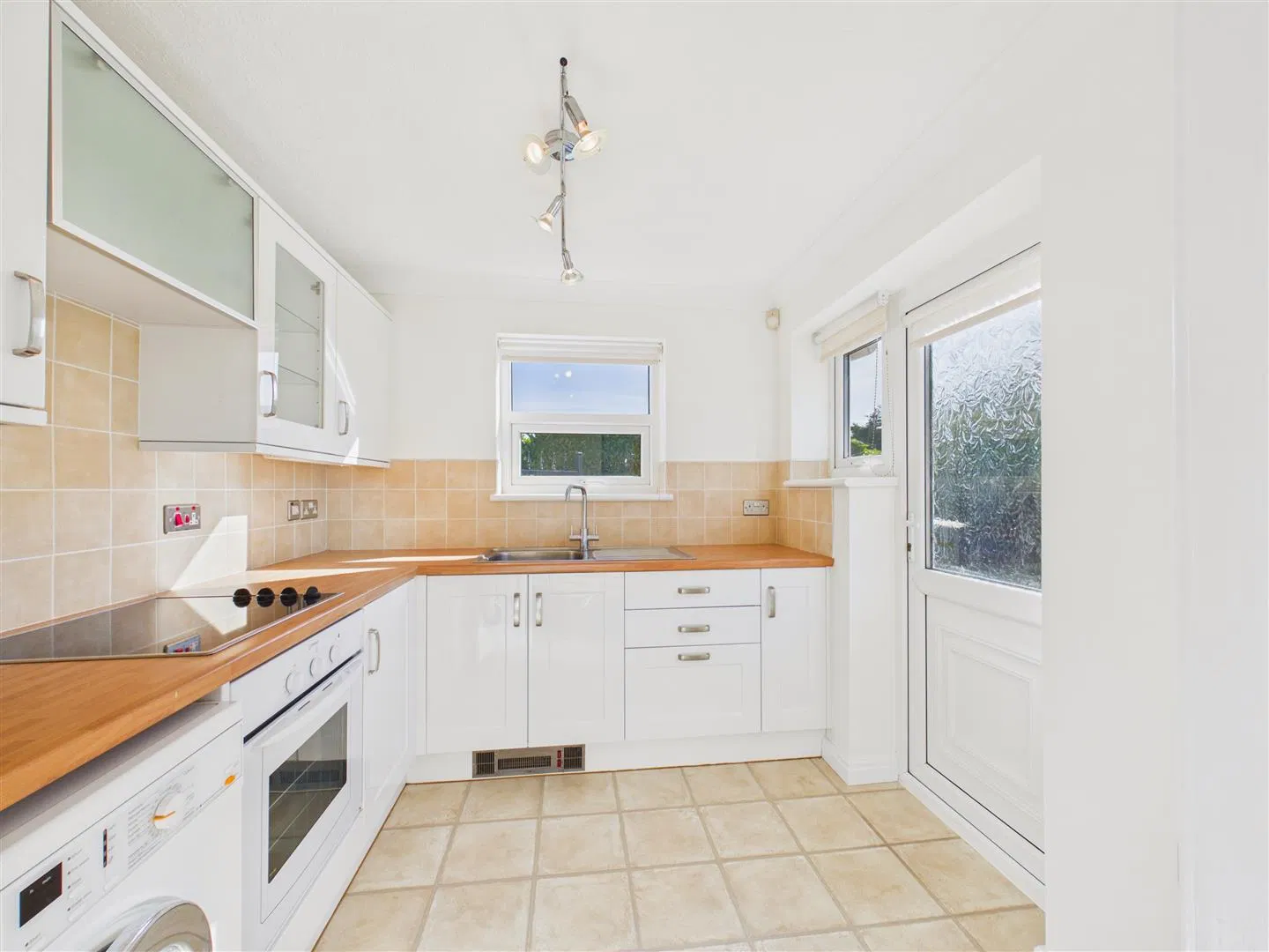 Alexandra Drive, Beverley, HU17 8PG - image 4