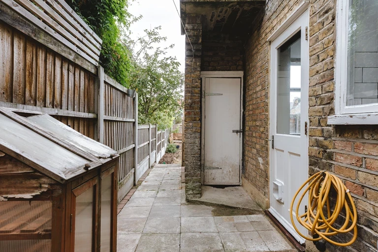 Albert Road, London, E10 - image 17