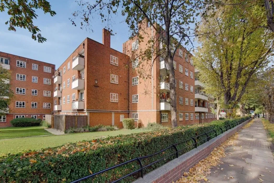 Aldrington Road, London, SW16 1TZ - image 2