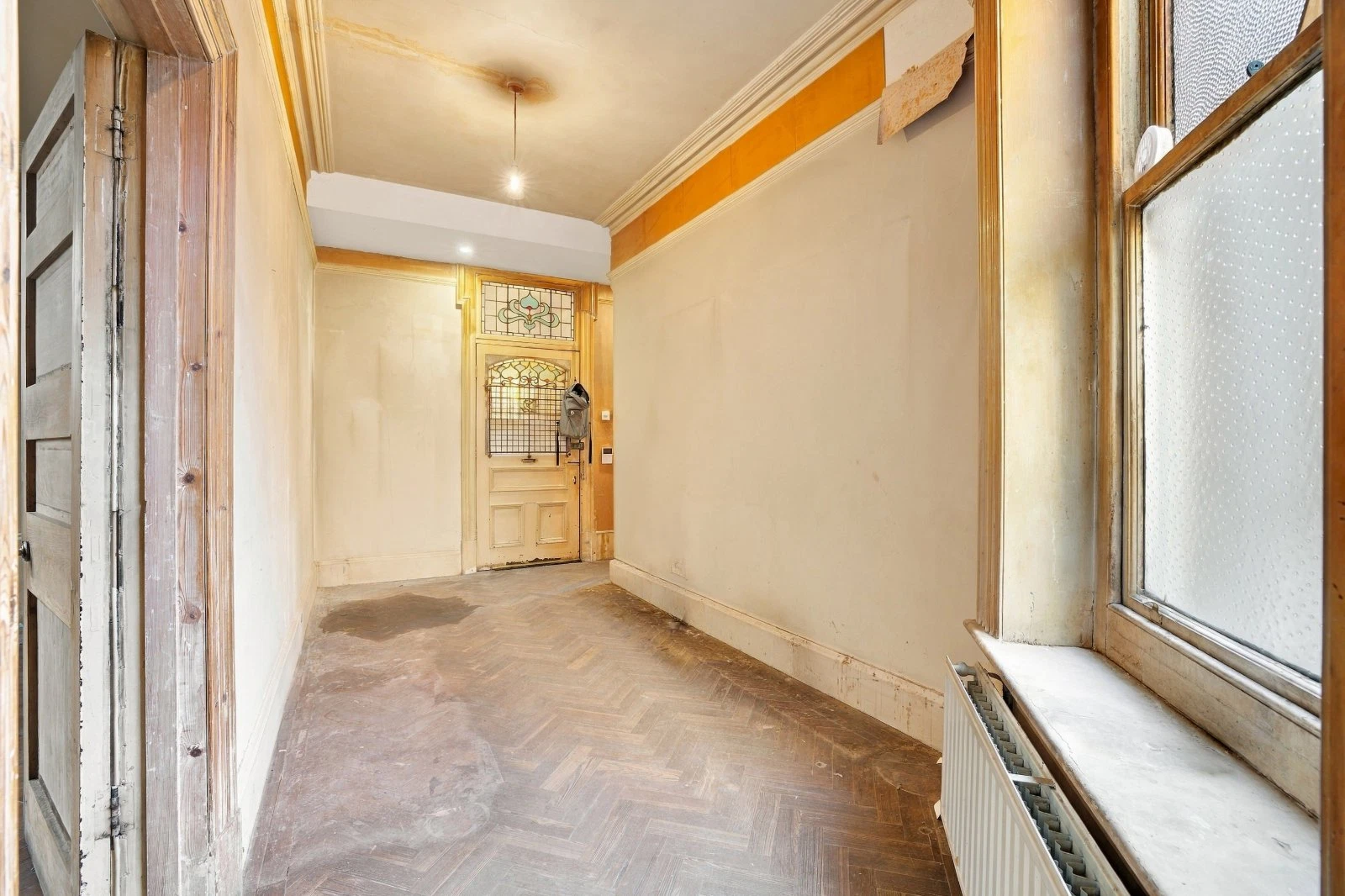 Warwick Mansions, Cromwell Crescent, Kensington & Chelsea, London, SW5 - image 11