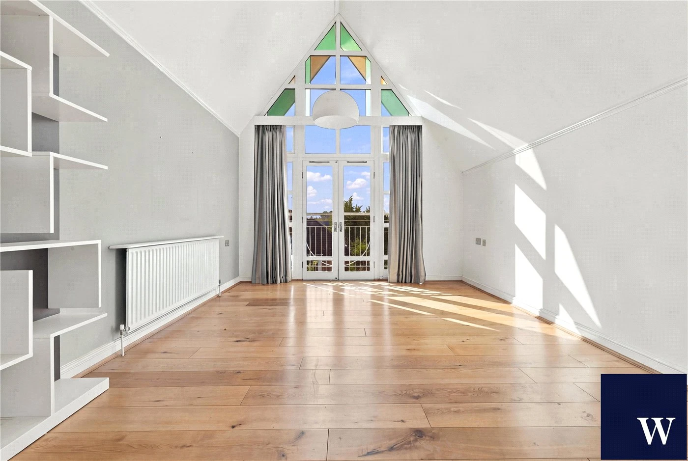 Hamilton Square, Sandringham Gardens, Finchley, London, N12 - image 12