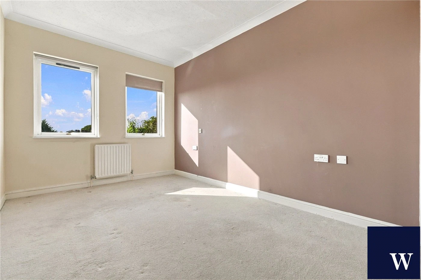 Hamilton Square, Sandringham Gardens, Finchley, London, N12 - image 8