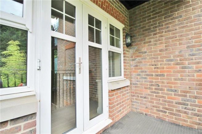 Elleray House Pembroke Road, GU22 7DQ - image 2