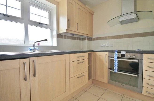 Elleray House Pembroke Road, GU22 7DQ - image 7