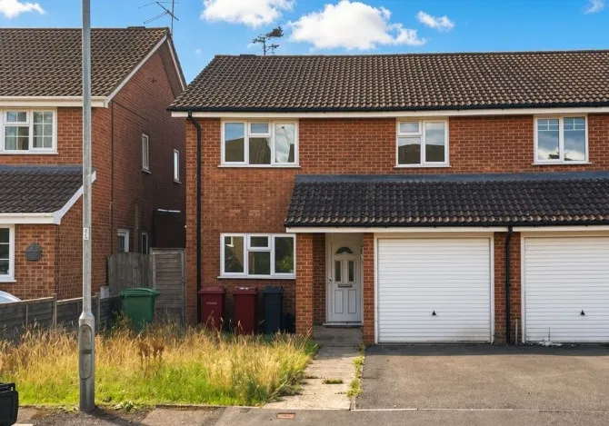 14 Tyle Road, Tilehurst, Reading, Berkshire, RG30 4TF