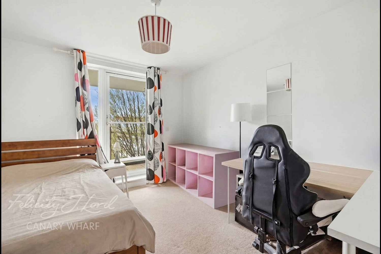Holystone Court, Tiller Road, London, E14 - image 6