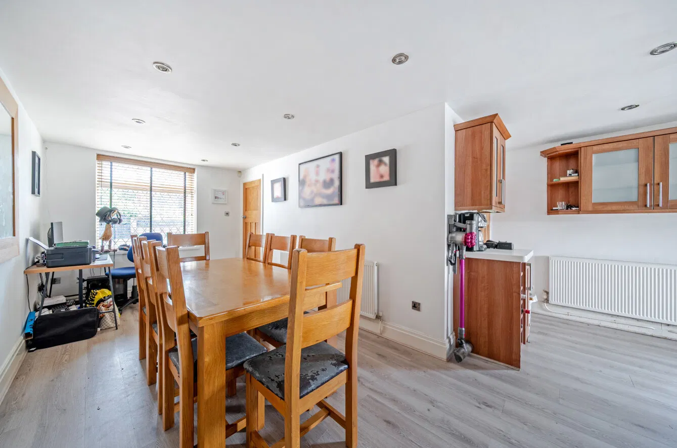 Main Street, Willerby, Hull, HU10 - image 4