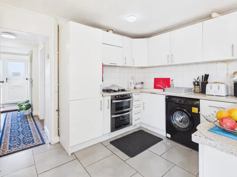 Ulcombe Gardens, Canterbury, CT2 7QZ - image 3