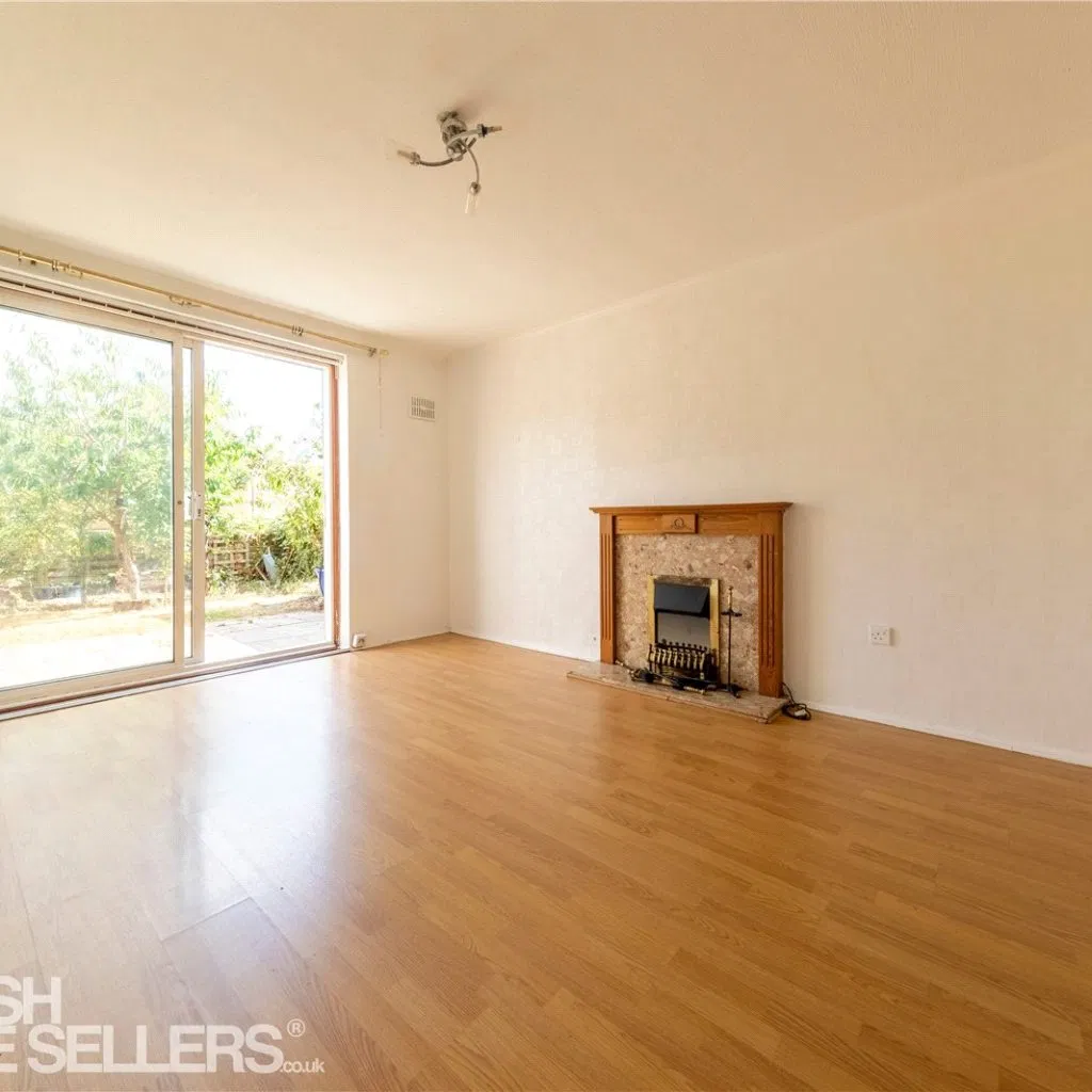Chiswell Square, London, SE3 0JG - image 4