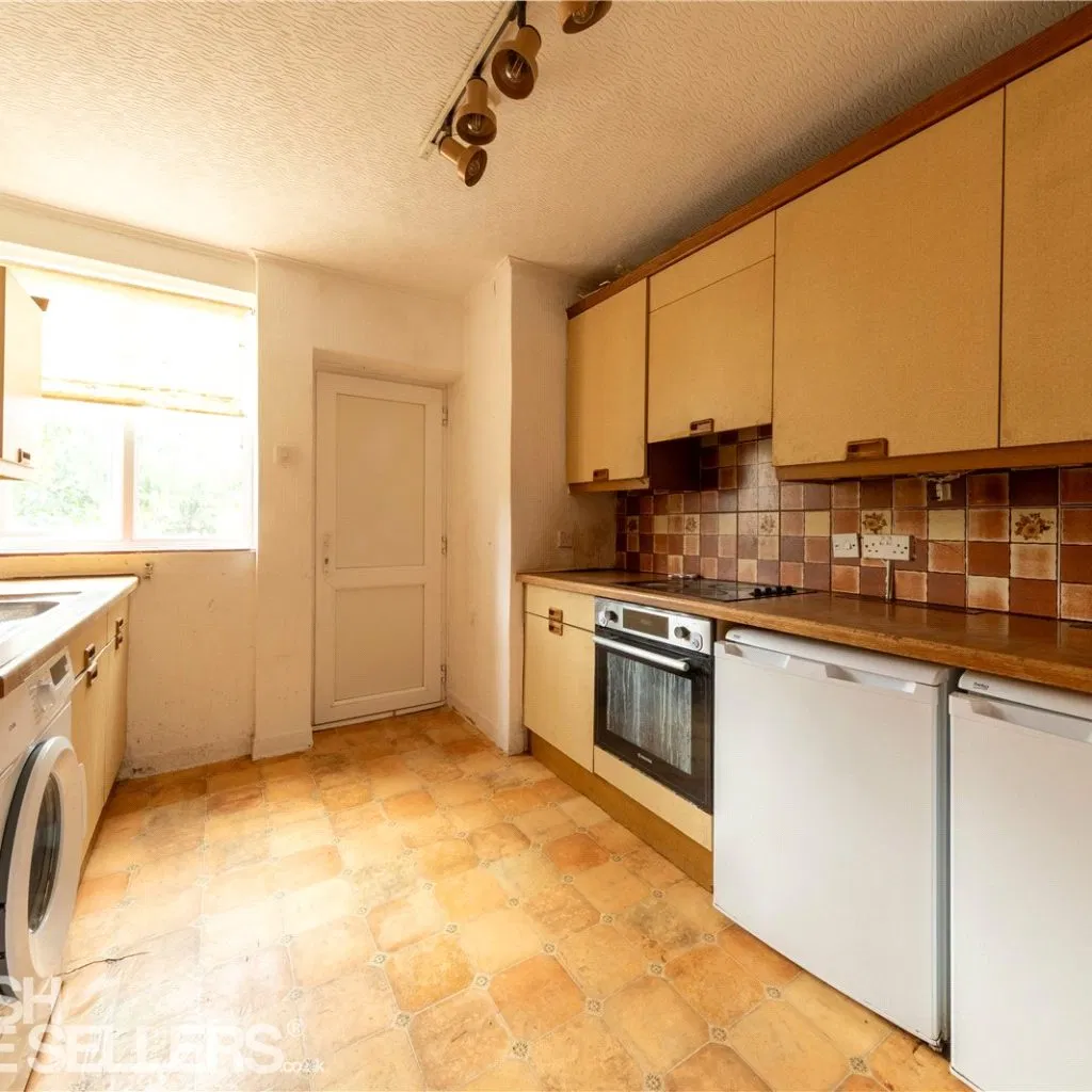 Chiswell Square, London, SE3 0JG - image 5