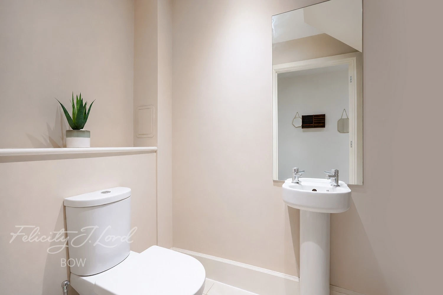 Axio Way, London, E3 - image 14