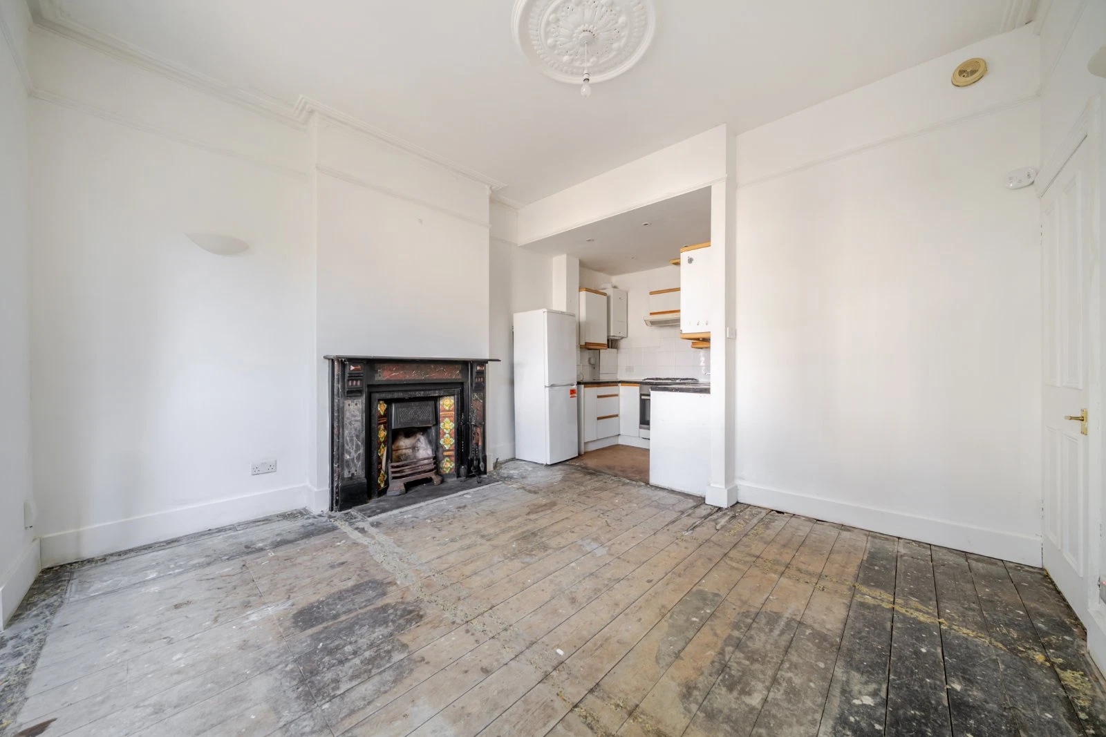 Queens Road, Wimbledon, London, SW19 - image 11