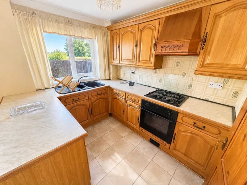 Saxilby Close, Corby, NN18 9BH - image 2