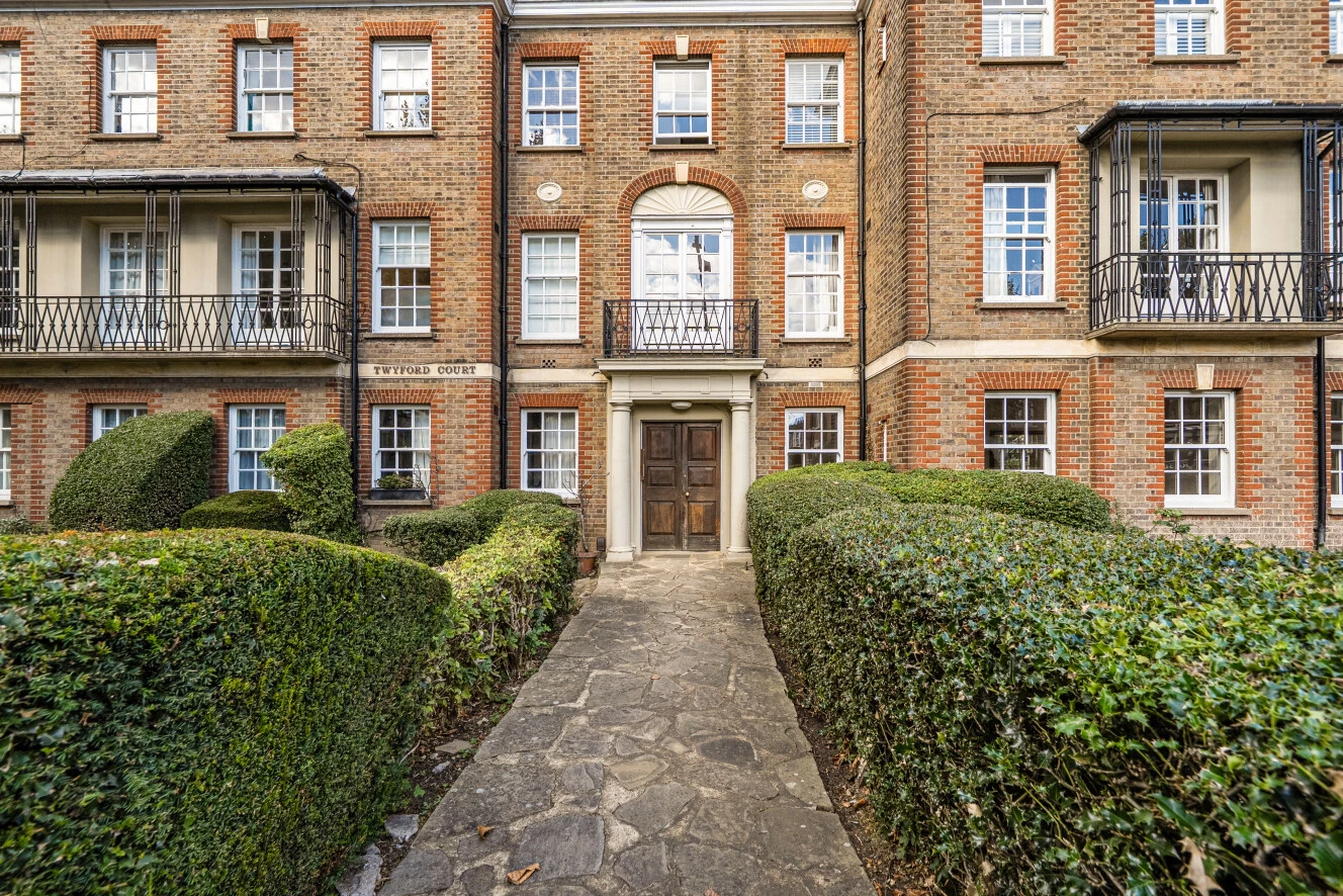 Fortis Green, London, N10 - image 16