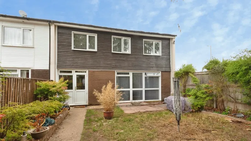 Brocas Drive, Basingstoke, Hampshire, RG21
