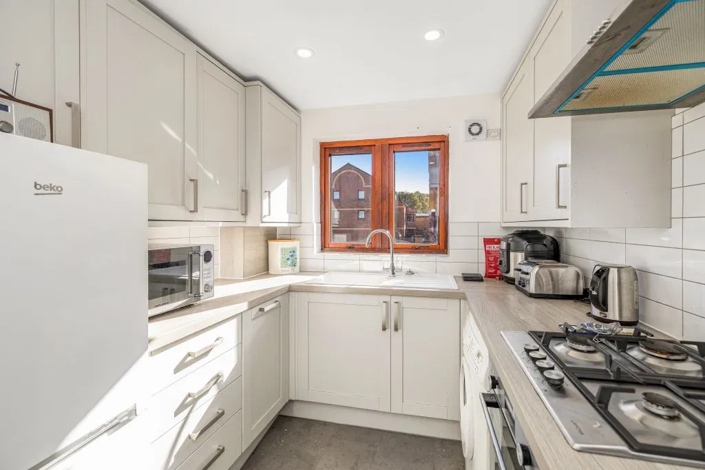 4/4 St Clair Road, Leith, Edinburgh, EH6 8JY - image 5