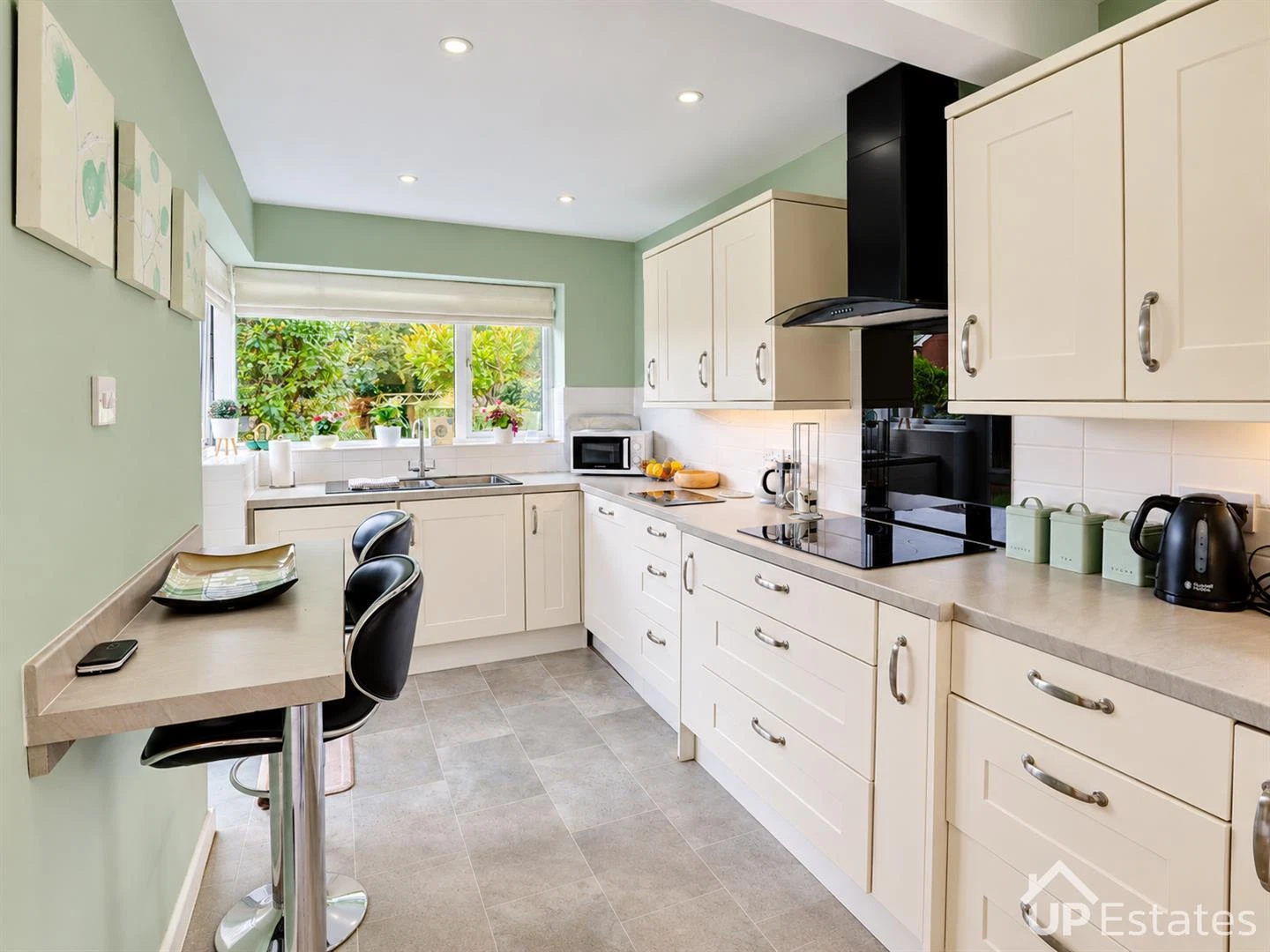 The Limes, Bedworth - image 5