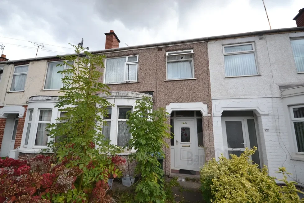 Cheveral Avenue, Radford, CV6 - image 1