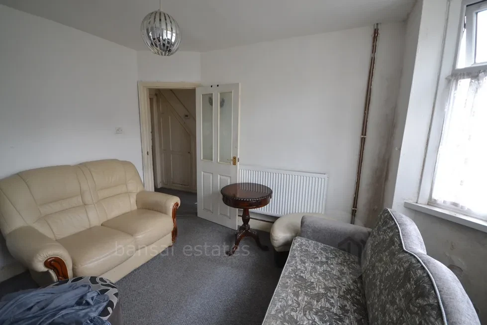 Cheveral Avenue, Radford, CV6 - image 3