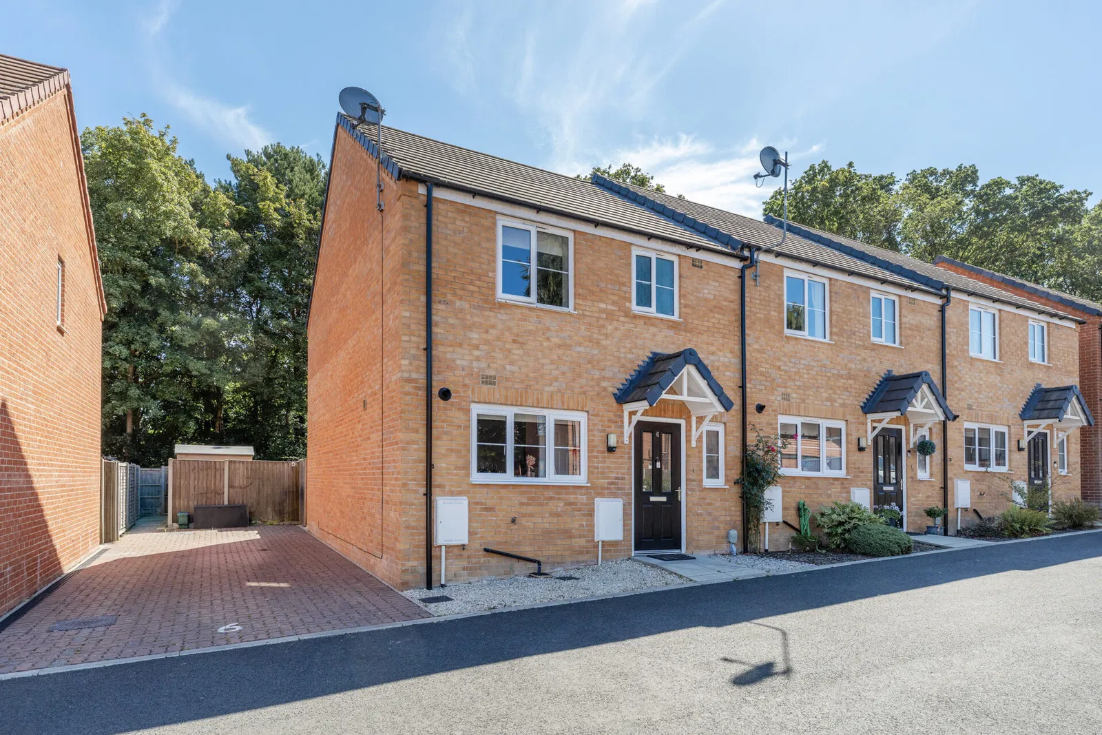 Acorn Close, Hellesdon - image 1