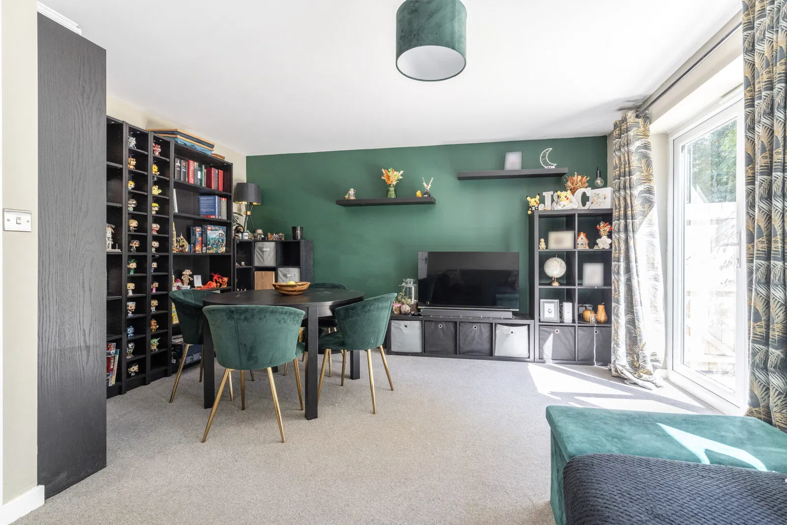 Acorn Close, Hellesdon - image 5