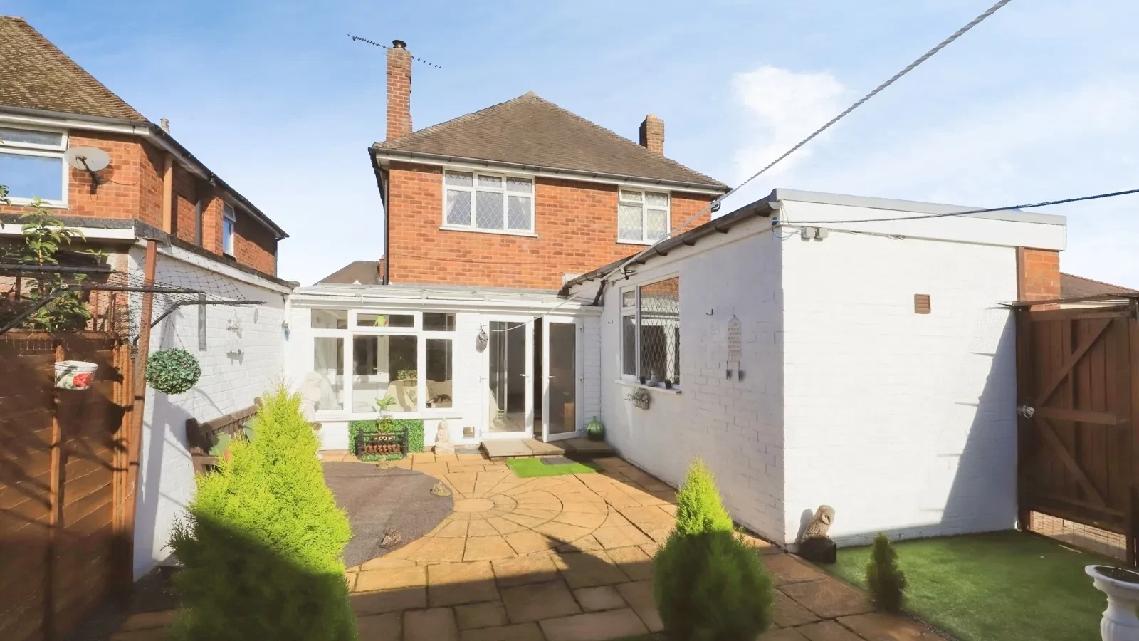 Spring Grove Crescent, Kidderminster, Worcestershire, DY11 - image 16