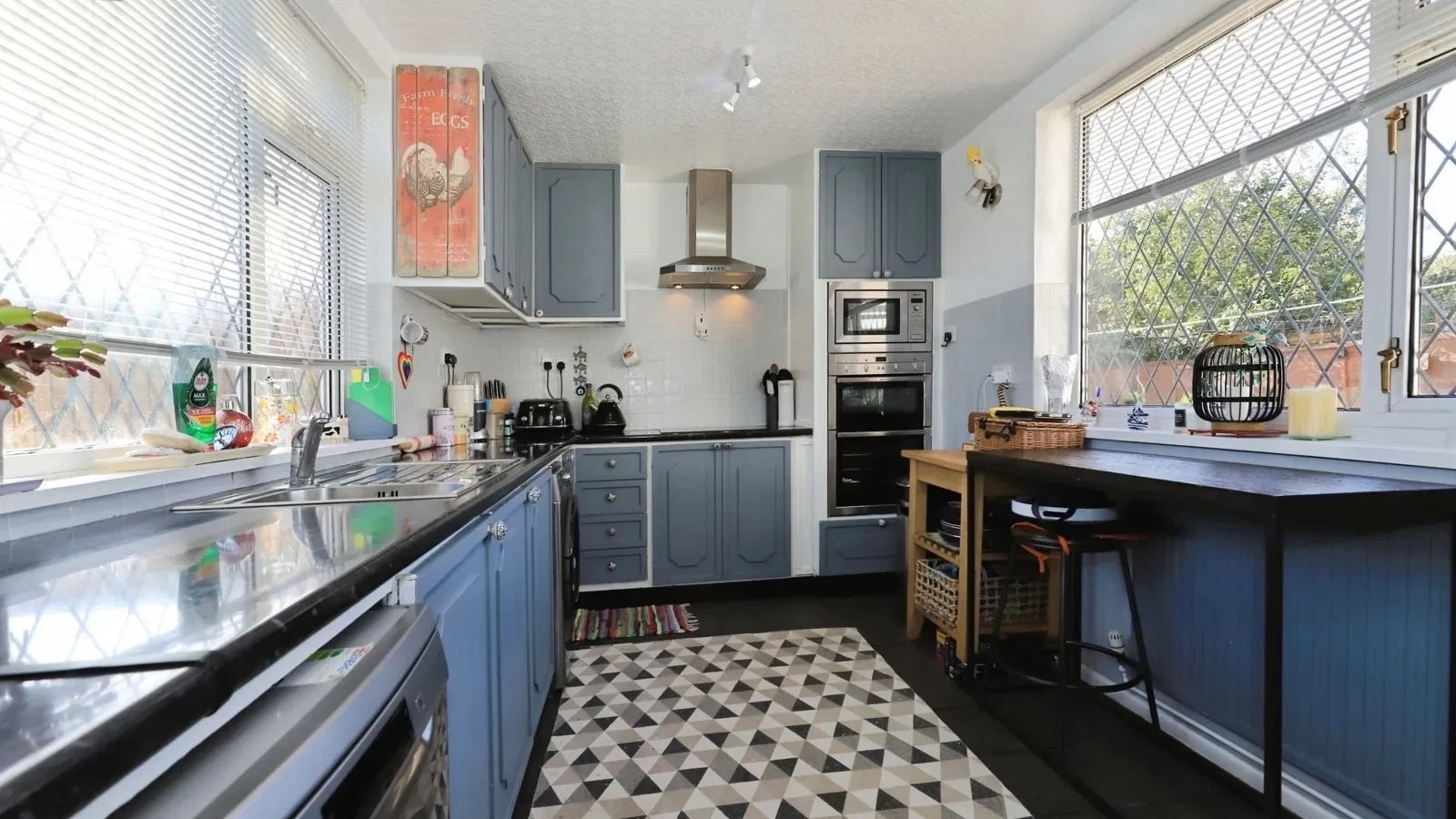 Spring Grove Crescent, Kidderminster, Worcestershire, DY11 - image 7