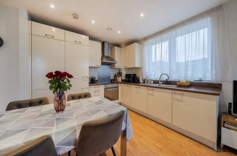 Blackheath, Kidbrooke, London - image 3