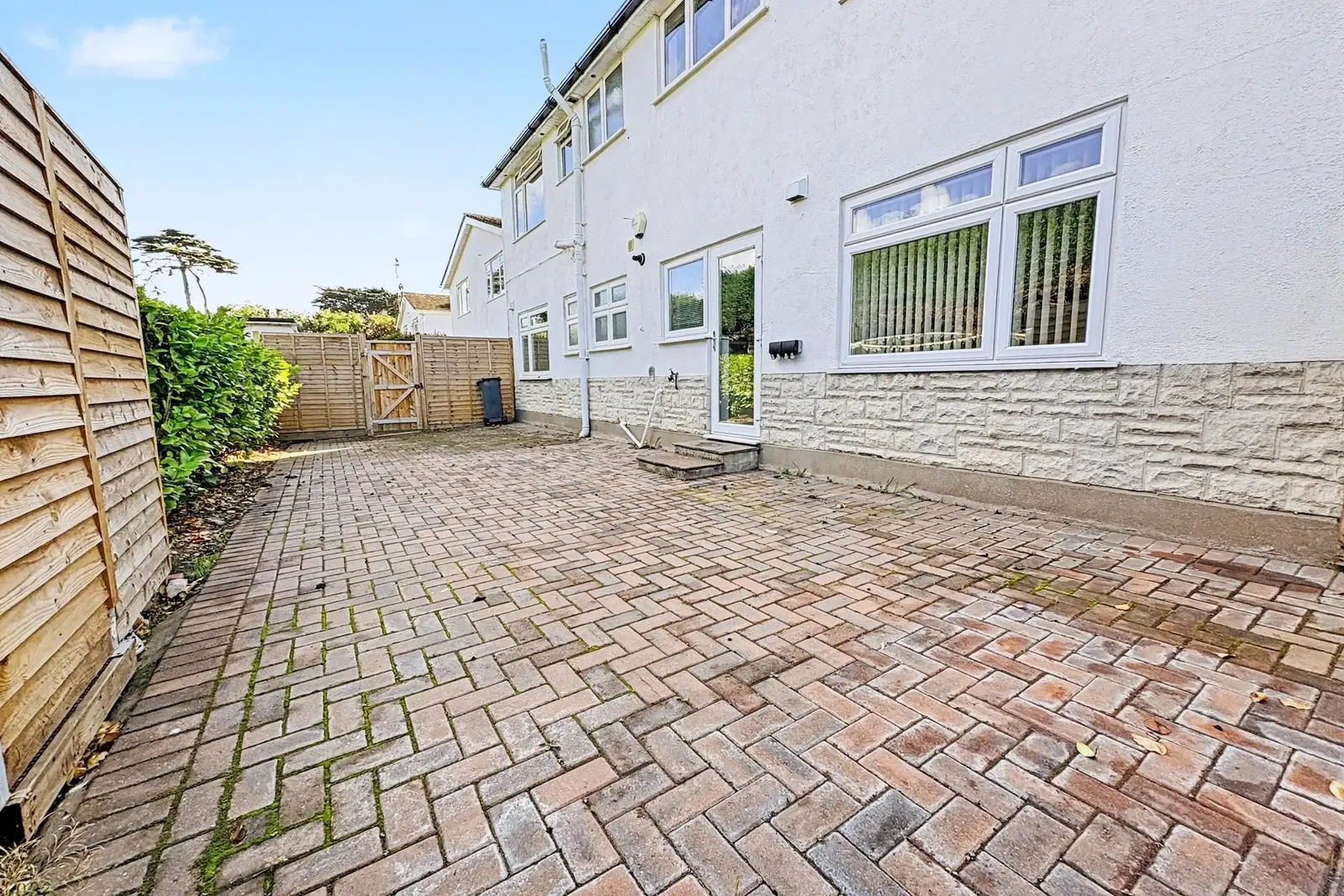 Tuckton Road, Bournemouth, Dorset, BH6 3HW - image 19