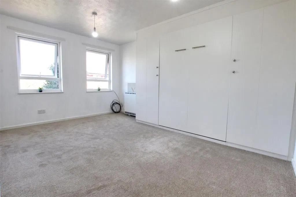 Mallard Close, Copandale Road, Beverley - image 2