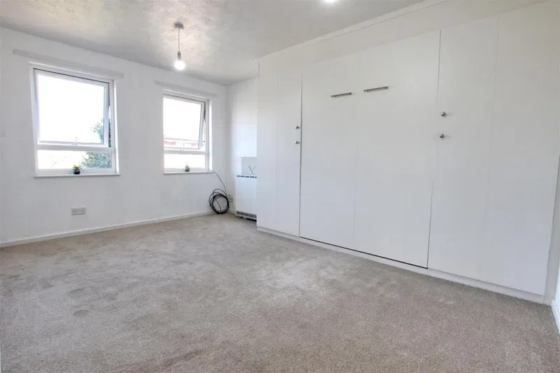 Mallard Close, Copandale Road, Beverley - image 2