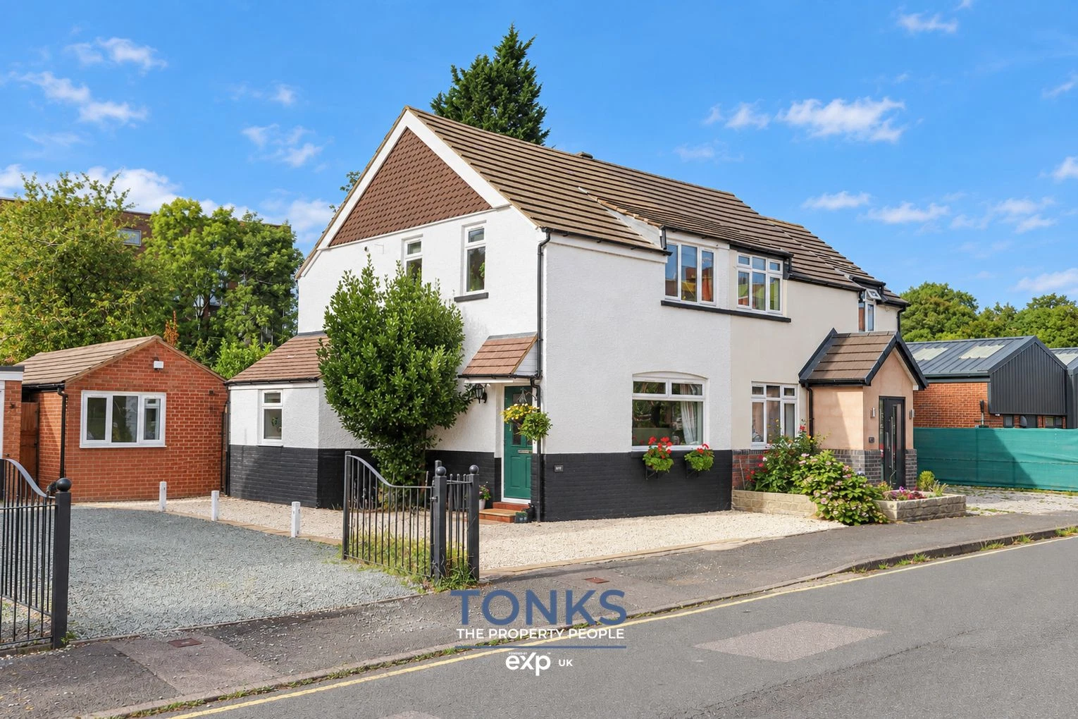 Somers Road, Halesowen, B62 8EN - image 1