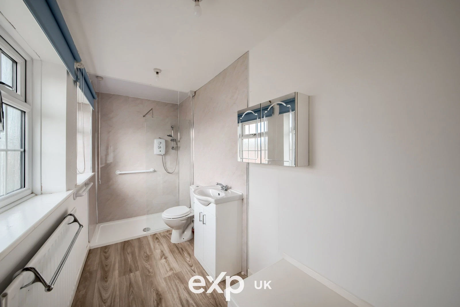 Alderdale Crescent, Elmdon, Solihull, B92 9QF - image 6