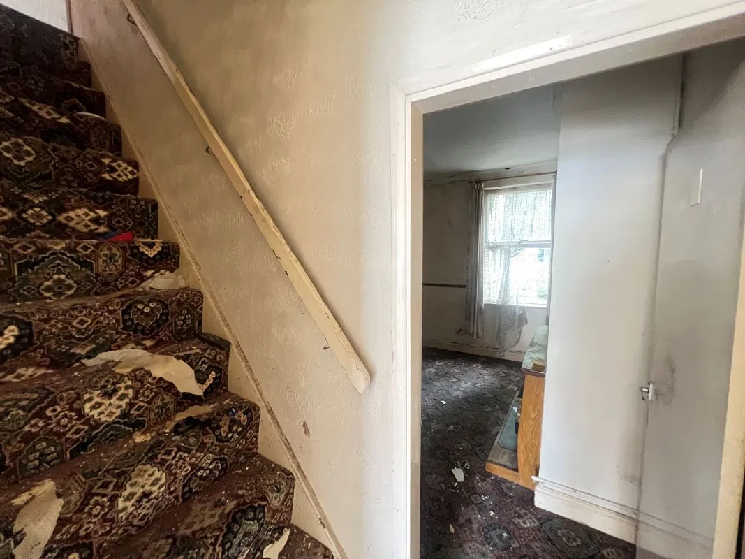 31 Court Road, Wolverhampton, WV6 0JN - image 5
