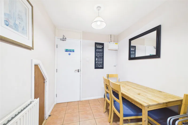 Melrose, Bracknell, RG12 7LF - image 3
