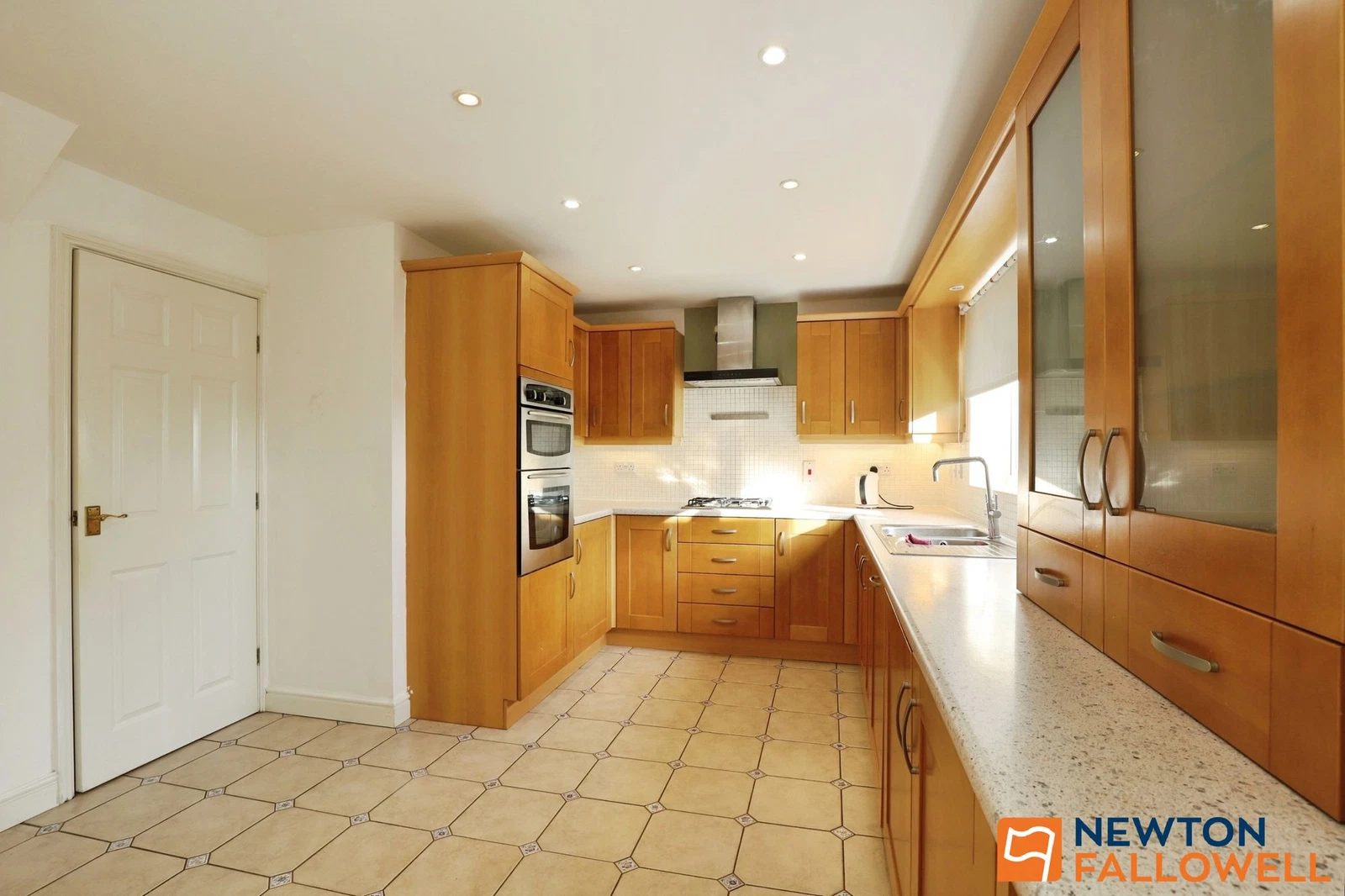 Lindisfarne Way, Grantham, NG31 - image 10