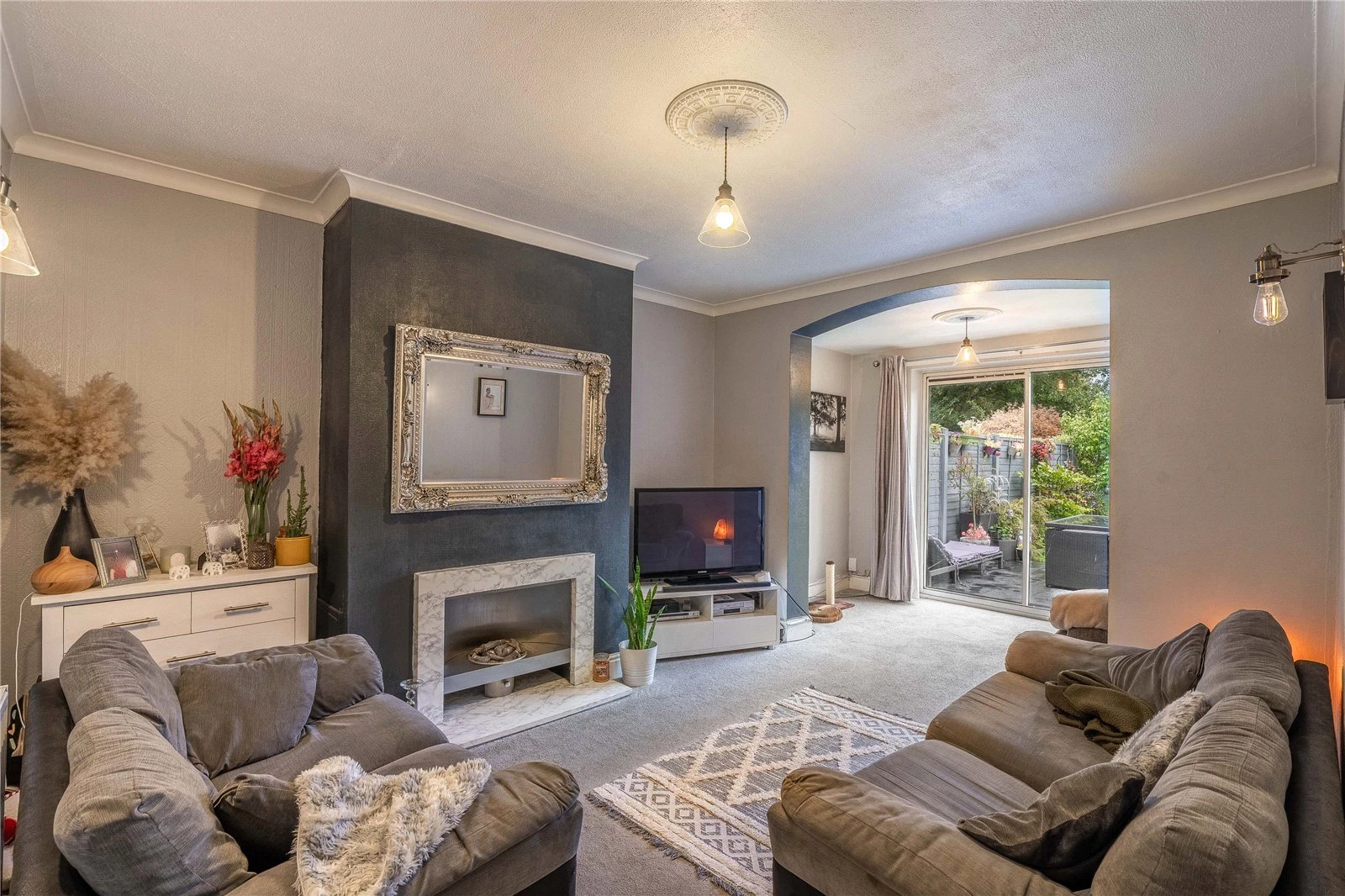 Oxbarn Avenue, Bradmore, Wolverhampton, West Midlands, WV3 - image 13