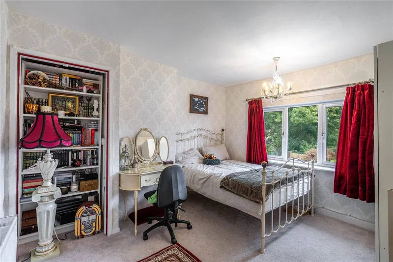 Oxbarn Avenue, Bradmore, Wolverhampton, West Midlands, WV3 - image 3