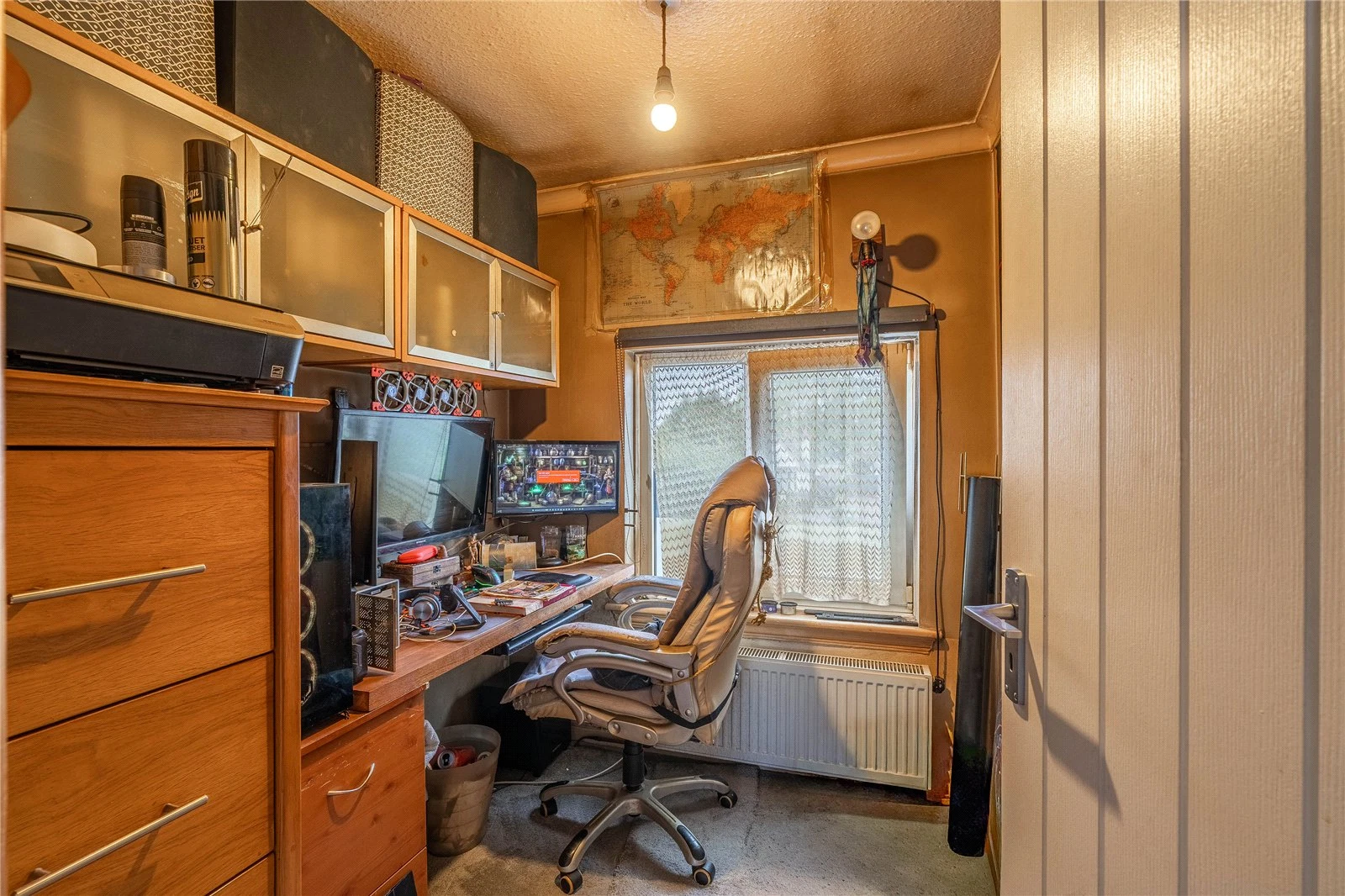 Oxbarn Avenue, Bradmore, Wolverhampton, West Midlands, WV3 - image 5