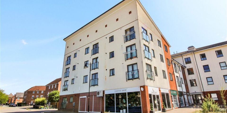 Isambard Way, Swindon, Wiltshire, SN25 2NT