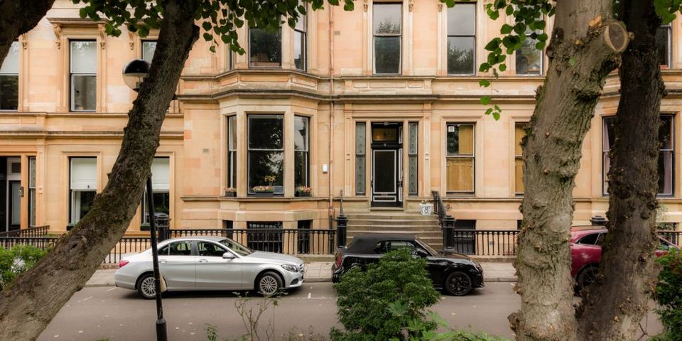 8 Crown Terrace, Dowanhill, G12