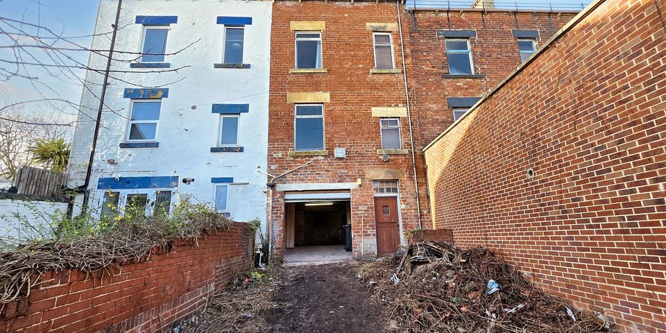 Sheffield Road, Barnsley, S70