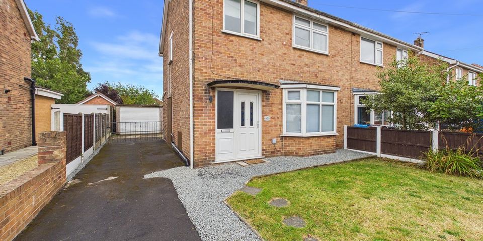 25 Grenville Avenue, Lytham St. Annes, FY8 2RR