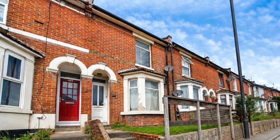 Portswood Road, Portswood, Southampton, Hampshire, SO17