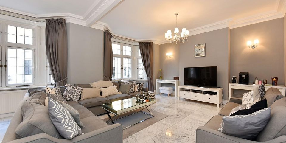 Weymouth Street, Marylebone, London W1W