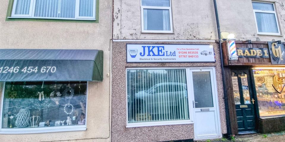 16 Station Road, Whittington Moor, S41