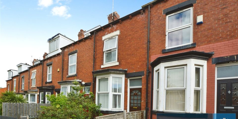 St. Lukes Crescent, Leeds, West Yorkshire, LS11 8LA